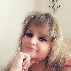 Meet your Posher, Tina